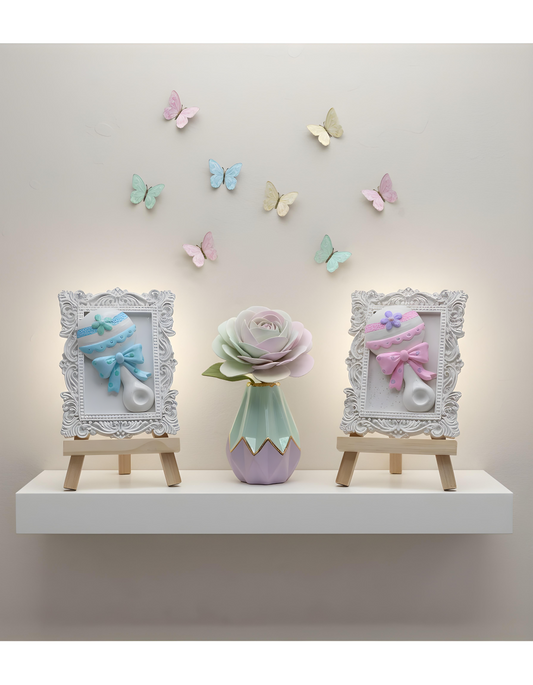 Amintire botez ramă ceramică biberon, culori albastru și
roz, personalizabilă