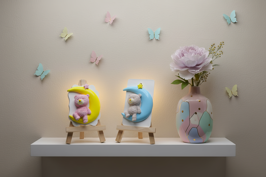 Amintire botez ursuleț pe lună, în cutie cadou cu etichetă
personalizată