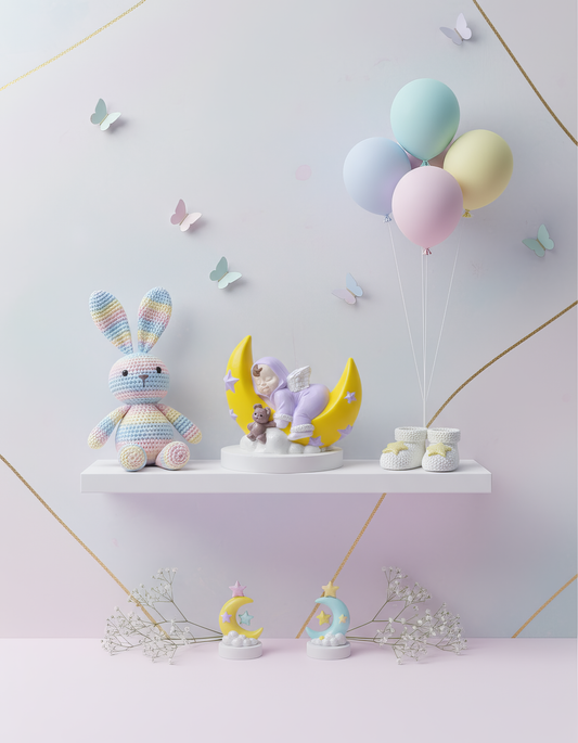 Îngeraș adormit pe lună cu ursuleț - figurină ceramică handmade, cutiuță inclusă