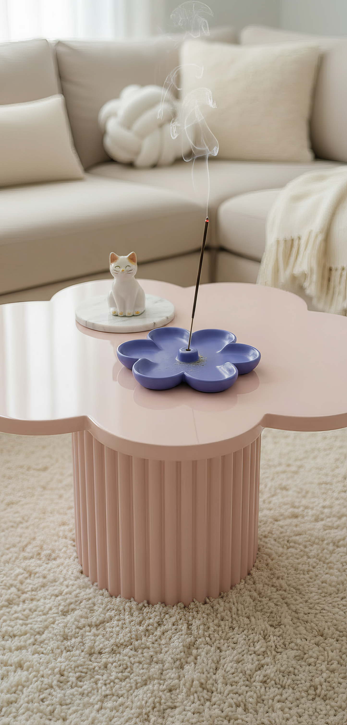 Suport ceramic pentru bețișoare parfumate „Flower Dream" – decor elegant și relaxant