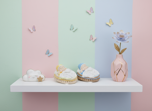 Mărturie ceramică bebeluș adormit în coșuleț, handmade, 
pictată manual