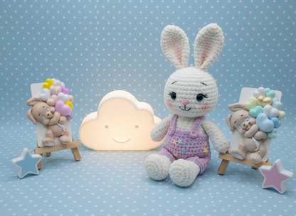 Magnet ceramic iepuraș cu baloane albastre și aurii, decor 
botez sau aniversare