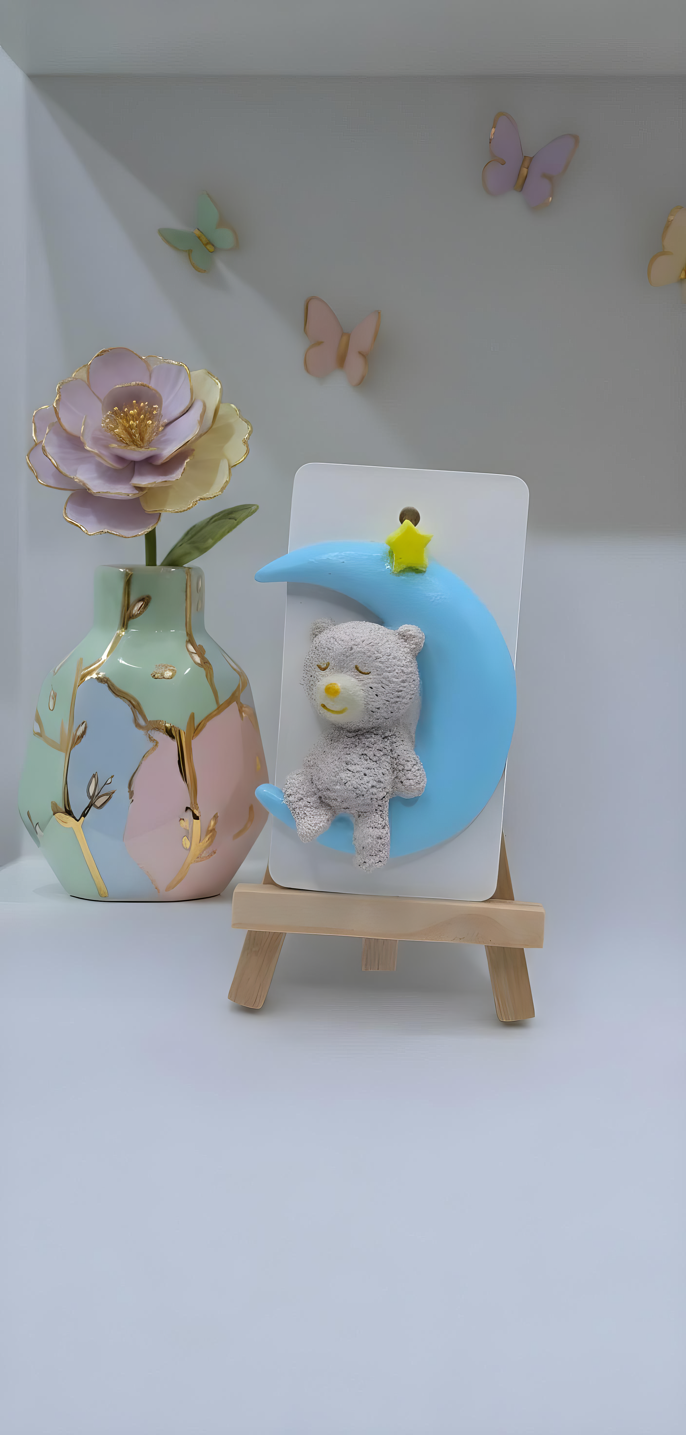 Mărturie ceramică ursuleț pe lună pastel, handmade, 
pictată manual