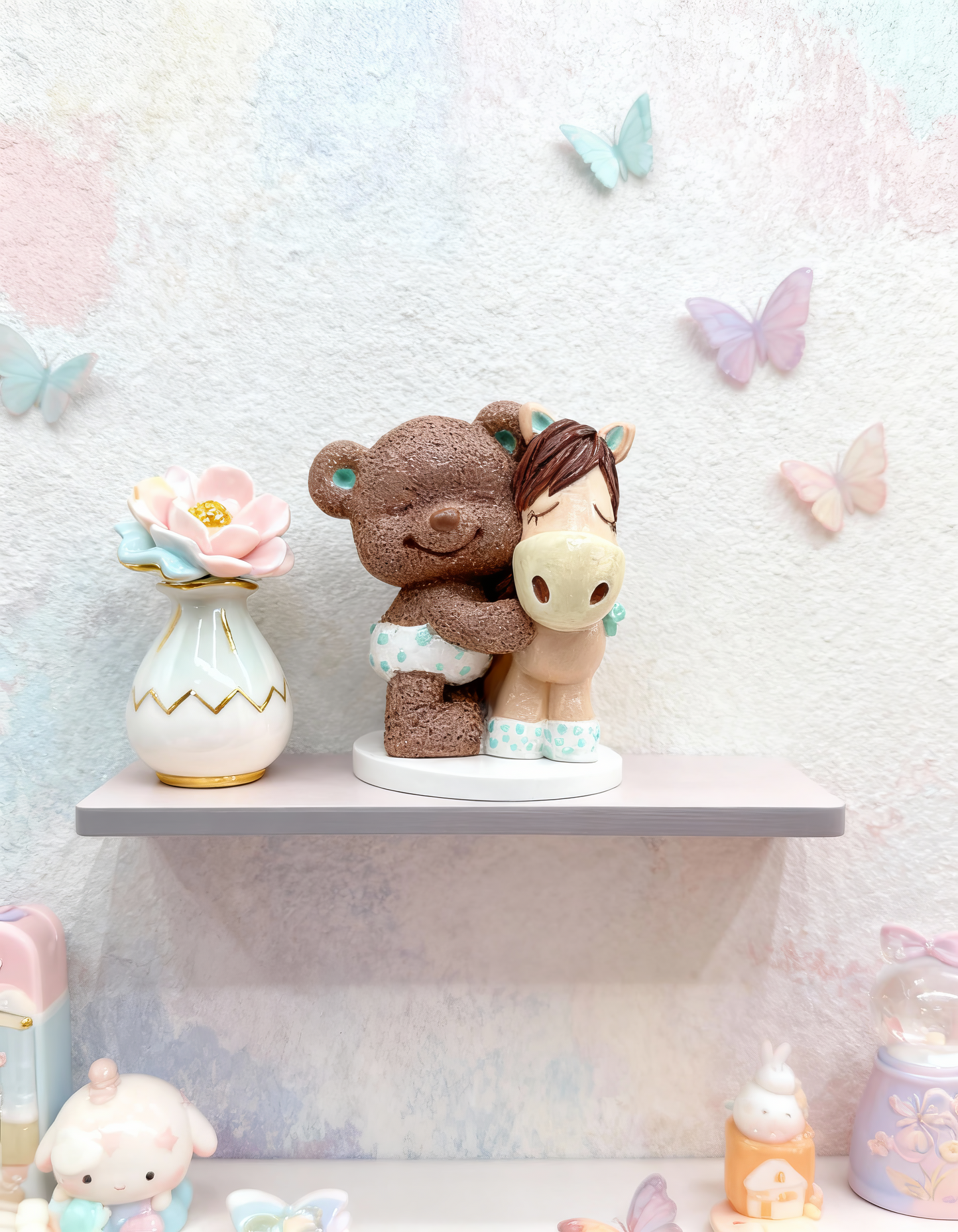 Figurină ursuleț și căluț în îmbrățișare - ceramică handmade, cutiuță cadou inclusă