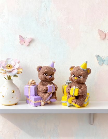 Ursuleț party cu cadou galben - mărturie ceramică handmade, cutiuță inclusă